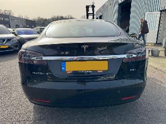 Tesla Model S 75D Base picture 4