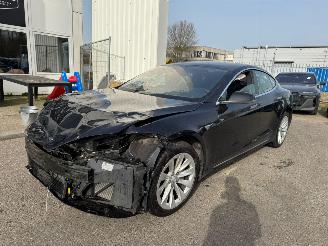 Voiture accidenté Tesla Model S 75D Base 2018/12