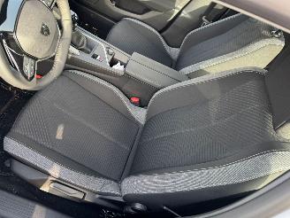 Peugeot 308 1.2 PureTech Active Pack Business picture 16