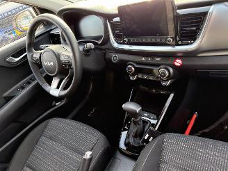 Kia Stonic 1.0 AUTOMAAT T-GDi MHEV DynamicPlusLine picture 16