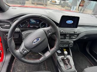 Ford Focus 1.0 EcoBoost ST Line Business picture 12