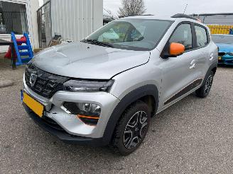 Schadeauto Dacia Spring AUTOMAAT Comfort Plus (Orange Pack) 27 kWh 2022/1