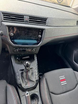 Seat Arona 1.0 TSI Xcellence Business Intense picture 12