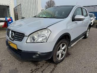 krockskadad bil auto Nissan Qashqai 2.0  AUTOMAAT Tekna Pack 2007/11