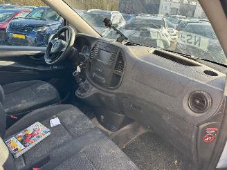 Mercedes Vito 111 CDI Lang picture 15