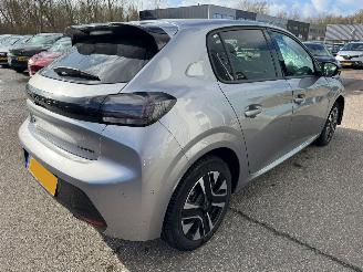 Peugeot 208 1.2 AUTOMAAT Hybrid 110 e-DCS6 Allure picture 5