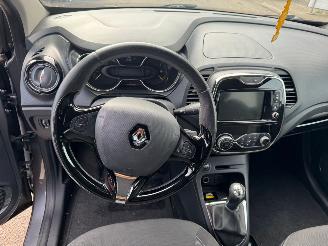 Renault Captur 0.9 TCe Dynamique picture 13