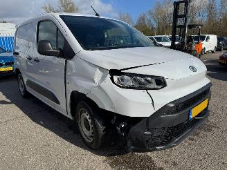 Toyota Proace CITY 1.2 Turbo L1 Challenger picture 8