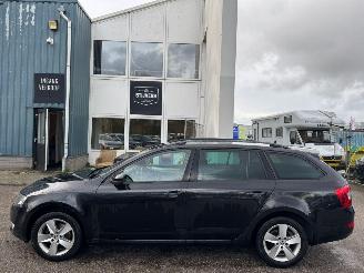 Skoda Octavia Combi 1.6 TDI Greenline Businessline picture 2