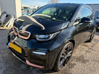 damaged passenger cars BMW i3 S 120Ah 42 kWh RoadStyle Edition 2019/12