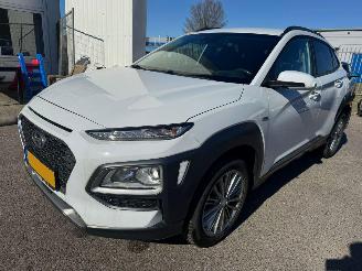 Schadeauto Hyundai Kona 1.6 AUTOMAAT GDI HEV Fashion 2021/4