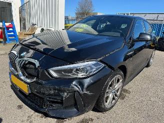 damaged passenger cars BMW 1-serie 118i AUTOMAAT High Executive 2021/8