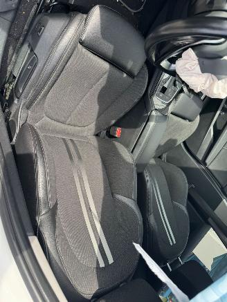 BMW 1-serie 118i AUTOMAAT High Executive picture 18