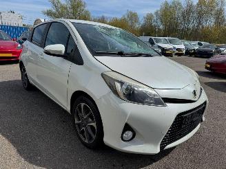 Toyota Yaris 1.5 AUTOMAAT Full Hybrid Dynamic picture 6