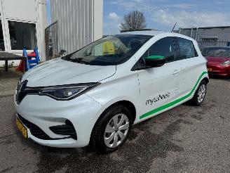Coche accidentado Renault Zoé R110 Life Carshare 52 kWh 2021/12