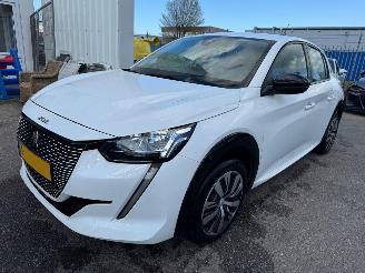 Schadeauto Peugeot e-208 50 kWh Active 2022/6
