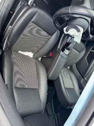 Mercedes Cla-klasse Shooting Brake 180 Advantage picture 16