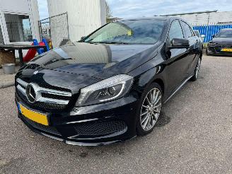 skadebil auto Mercedes A-klasse 220 CDI Prestige 2013/6