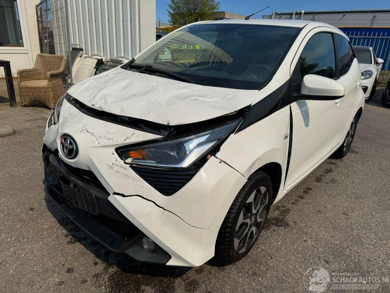 Toyota Aygo 1.0 VVT-i x-joy