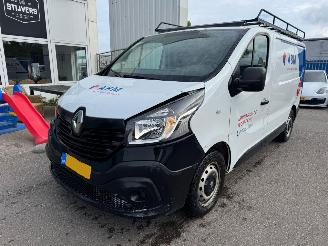 Schade bestelwagen Renault Trafic 1.6 dCi T27 L1H1 Générique 2017/3