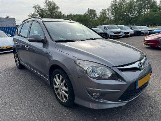 Hyundai I-30 CW 1.4i i-Motion picture 7