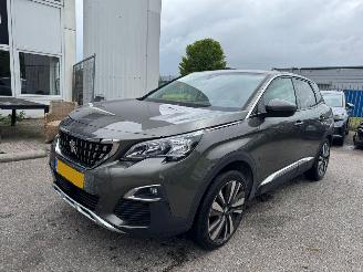 Avarii autoturisme Peugeot 3008 1.2 AUTOMAAT PureTech Blue Lease Premium 2020/5