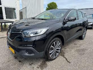 Damaged car Renault Kadjar 1.2 TCe Life 2016/1
