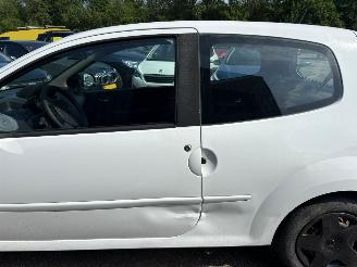 Renault Twingo 1.2-16V Dynamique picture 3