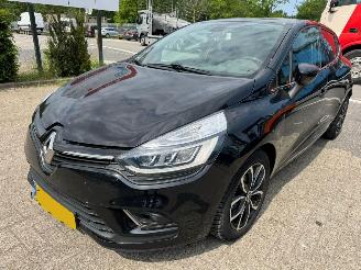 Schadeauto Renault Clio 0.9 TCe Intens 2017/4