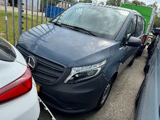 skadebil bedrijf Mercedes Vito 110 CDI Functional Lang 2021/8