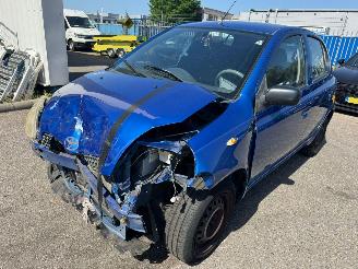 skadebil auto Toyota Yaris 1.3-16V AUTOMAAT VVT-i Sol 2001/7