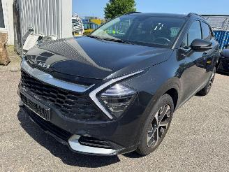 krockskadad bil auto Kia Sportage 1.6 AUTOMAAT T-GDi Hybrid DynamicPlusLine 2022/9