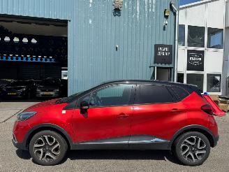 Renault Captur 0.9 TCe Helly Hansen picture 2