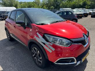 Renault Captur 0.9 TCe Helly Hansen picture 6