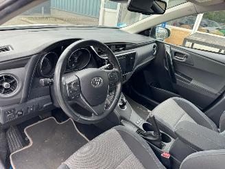 Toyota Auris 1.8 AUTOMAAT Hybrid Dynamic Go picture 8
