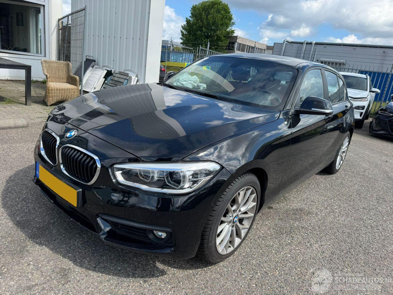 BMW 1-serie 118i  AUTOMAAT Corporate Lease High Executive