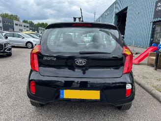 Kia Picanto 1.0 CVVT Comfort Pack picture 4
