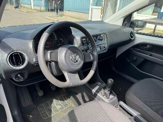 Volkswagen Up! 1.0 easy up! BlueMotion picture 8