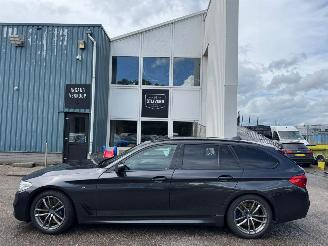 BMW 5-serie Touring 540i AUTOMAAT xDrive High Executive picture 2