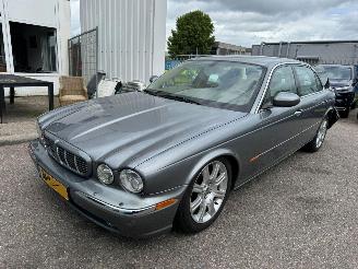 skadebil auto Jaguar XJ 3.5 AUTOMAAT V8 LWB 2006/9