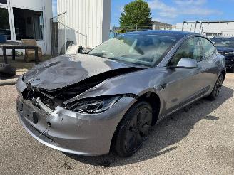 Coche accidentado Tesla Model 3 RWD60 kWh 2025/11