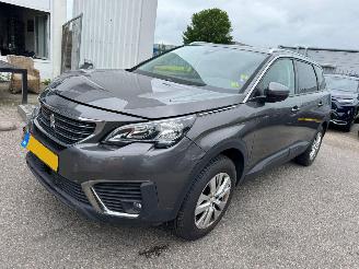 Coche accidentado Peugeot 5008 1.2 PureTech Active 2017/6