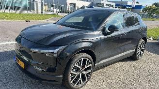Auto incidentate Volvo EX30 Single motor ext Range plus Black edition 69 kWh 200 KW 272 PK 2026/4