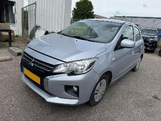 Voiture accidenté Mitsubishi Space-star 1.2 Connect + 2023/1