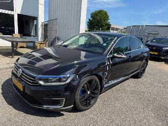 Unfallwagen Volkswagen Passat 1.4 AUTOMAAT TSI GTE Connected Series Plus 2016/12