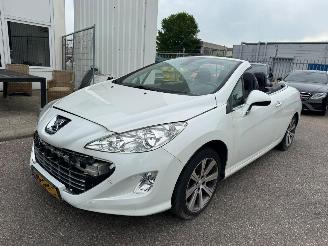 krockskadad bil auto Peugeot 308 CC 1.6 THP Premiere 2009/5