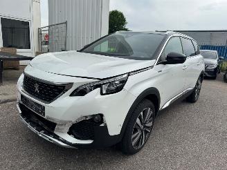 Vaurioauto  passenger cars Peugeot 5008 1.2 AUTOMAAT PureTech GT-Line 2019/11