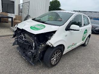 damaged passenger cars Kia Picanto 1.0 DPi DynamicLine 2024/2