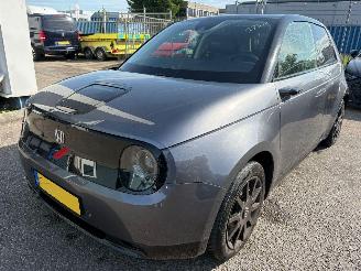 Schadeauto Honda e- 16\" 2020/9
