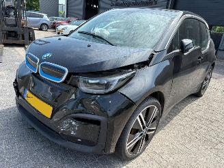 uszkodzony samochody osobowe BMW i3 Executive Edition 120Ah 42 kWh 2019/11